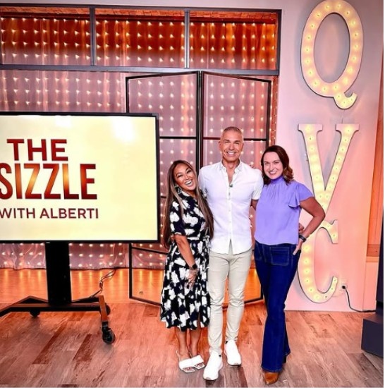 What Makes Alberti Popaj Such a Valuable QVC Host?
